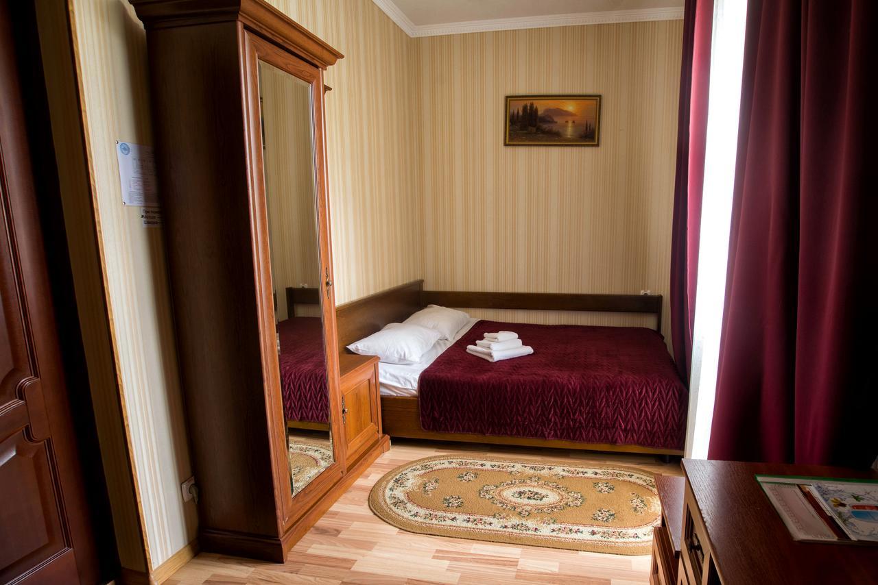 Vivat Hotel Morsin Kültér fotó