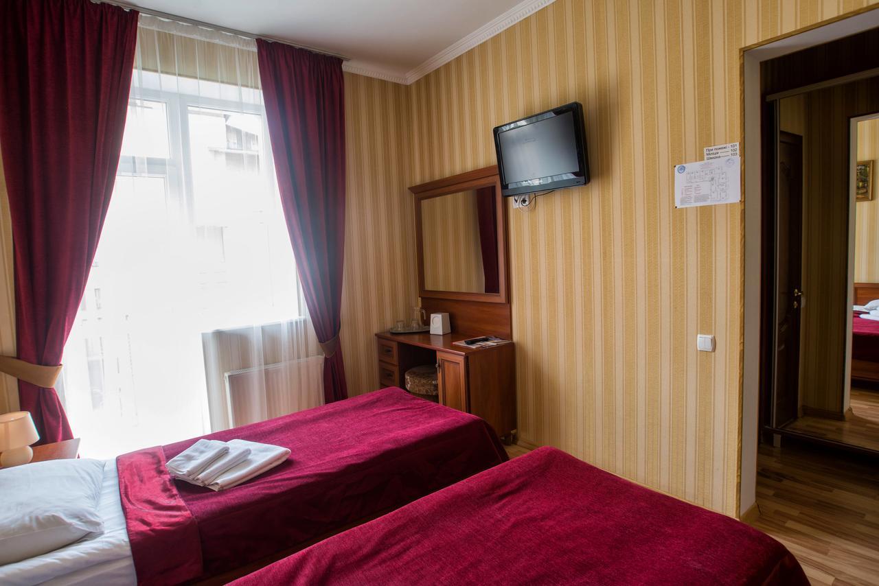 Vivat Hotel Morsin Kültér fotó